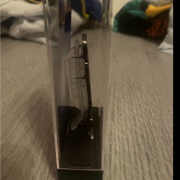 Tsuyu Ausi Pin Still In Box - Picture 3 of 5